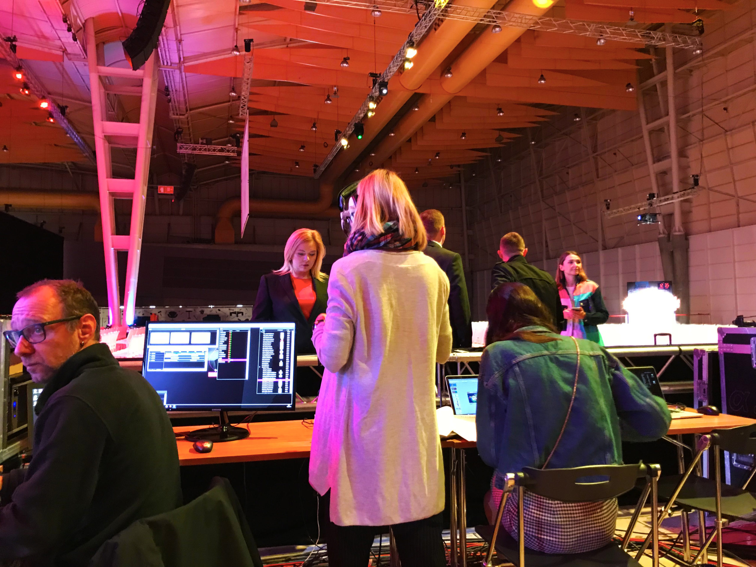 work_img